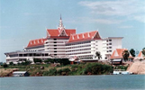 金宝殿酒店 Hotel Cambodiana